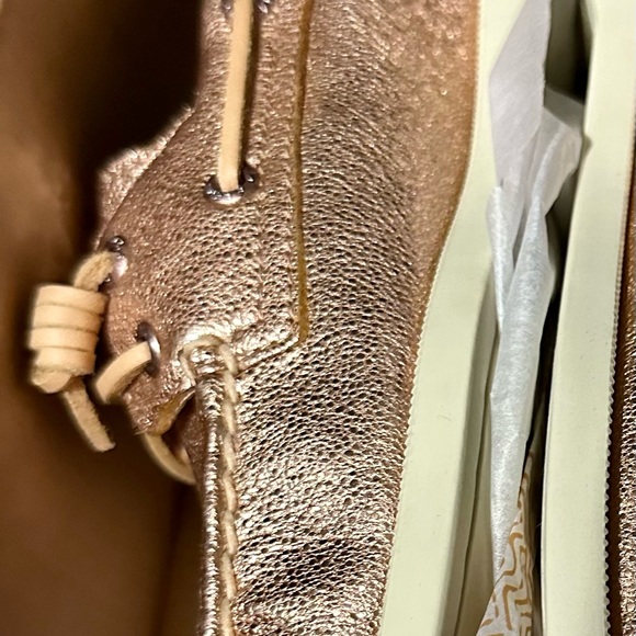 New with box Sperry Shoes size #7 - Picture 3 of 14